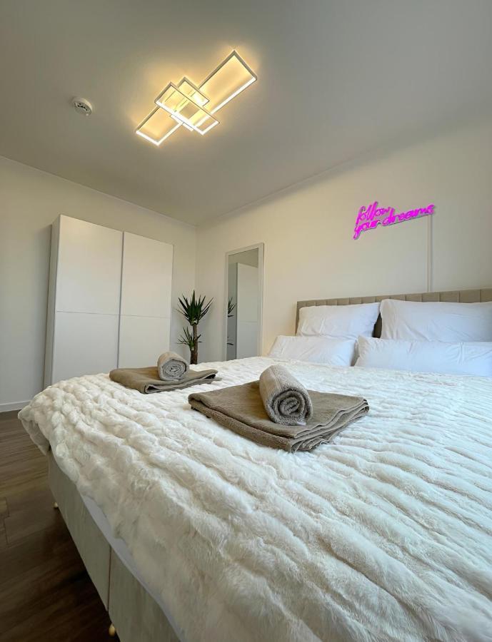 Regency - Stylische Zentrale 50m2 Mit Balkon, Wasserblick Und Netflix * Hannover